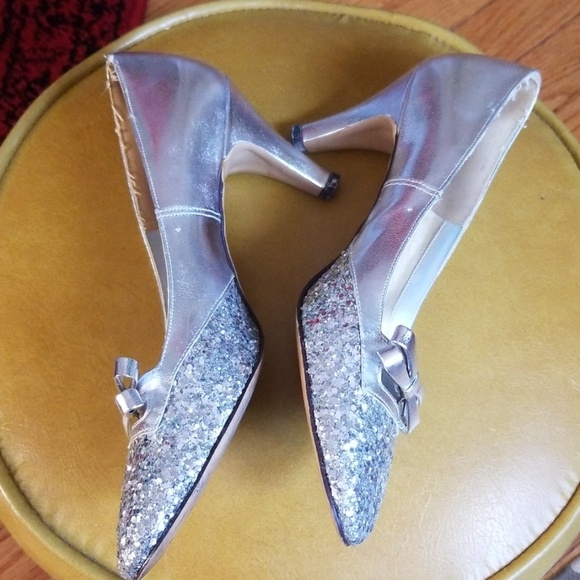 VTG M'Lady Silver Sequined Dorothy Heels - Picture 3 of 8